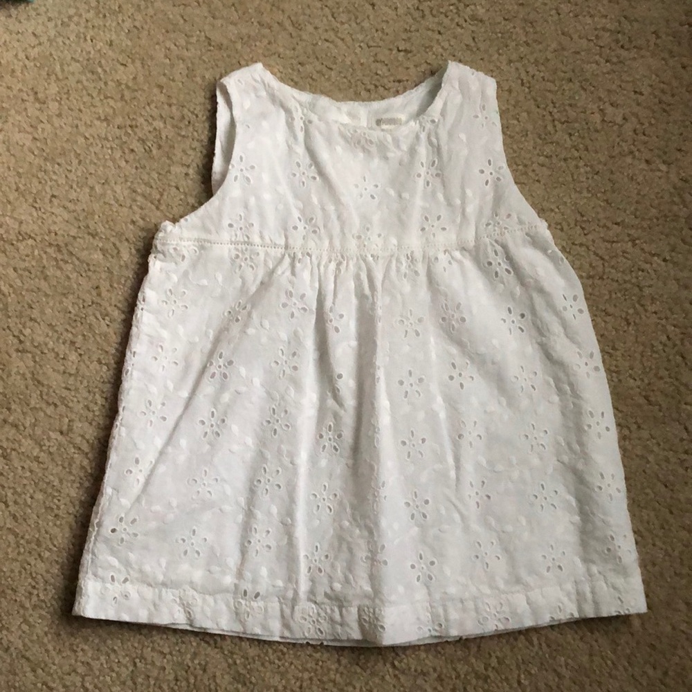 Gymboree white Eyelet button back tank top